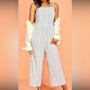 Old Navy Linen Blend Spaghetti strap Crop Wide leg Jumpsuit Size M Blue/White